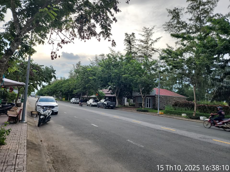 Nhà 1 Trệt 2 Lầu Đường Số 6 - Khu Đô Thị 5A Sóc Trăng 110m² giá 4 tỷ - Không thể bỏ lỡ!