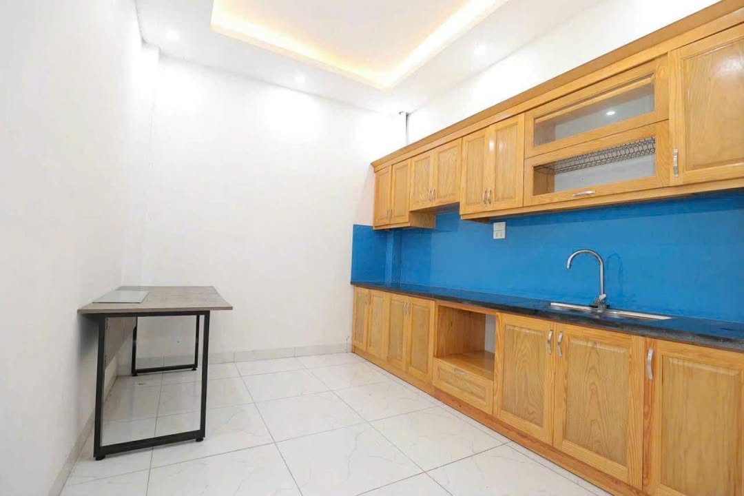 Nhà cho thuê 4 tầng tại Hà Đông - 4 phòng ngủ, 9 triệu/tháng - Sẵn sàng ở ngay!