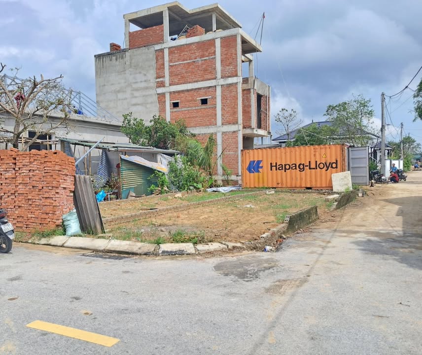 Đất mặt đường An Thuyên 70m² giá 2.7 tỷ - Vị trí đắc địa gần trung tâm TP Vinh!