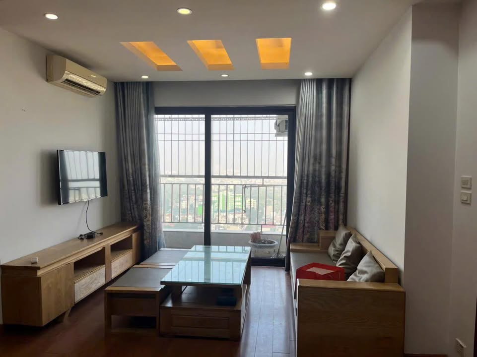 Căn hộ Vinaconex 7, Hồ Tùng Mậu 70m² giá 12 triệu - Full nội thất, mới sửa lại!