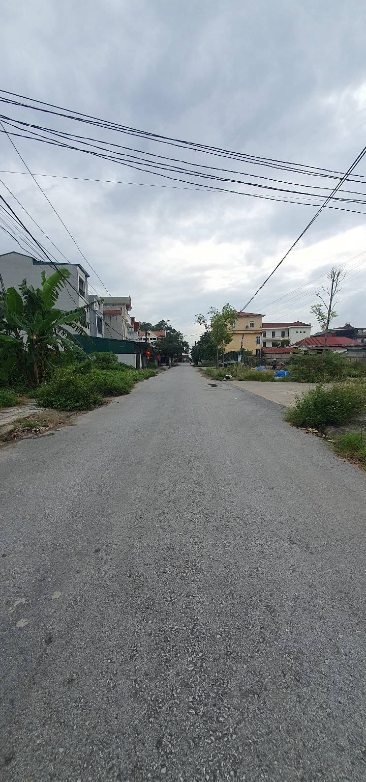 Đất nền kinh doanh Sơn Vi 100m² giá 1 tỷ - Mặt tiền rộng, vị trí đắc địa!