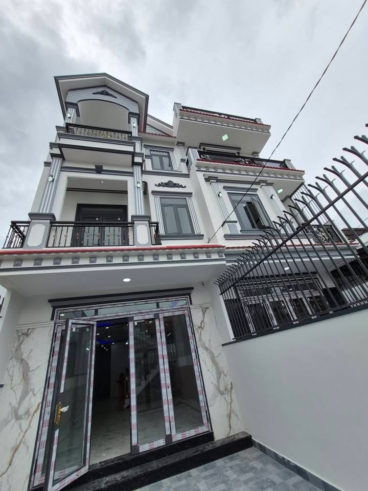 Nhà mới xây 3 tầng Gò Cây Sung, Nha Trang 115m² giá 4.85 tỷ - Thiết kế hiện đại, tiện nghi!