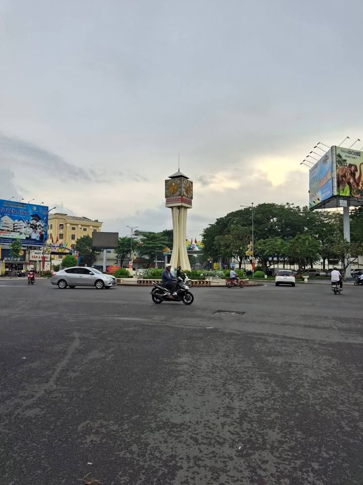 Nhà chính chủ phường Trung Dũng, Biên Hòa 292m² chỉ 3.5 tỷ - Mặt tiền hiếm có!