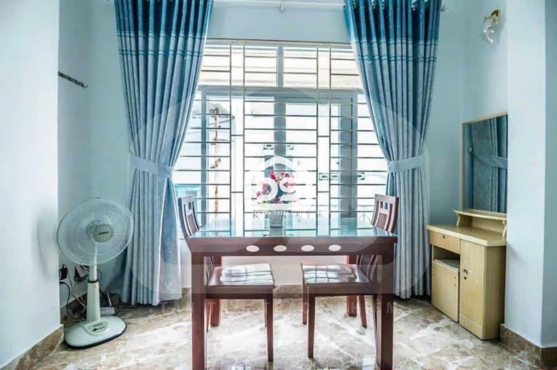 Cho thuê căn hộ 1 phòng ngủ Hùng Vương Nha Trang 40m² - Full nội thất, thoáng mát!