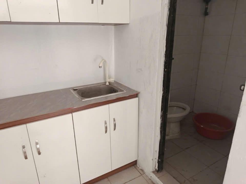 Căn hộ cho thuê Nguyễn Sơn 20m² giá 3.3 triệu - Sẵn sàng vào ở ngay!