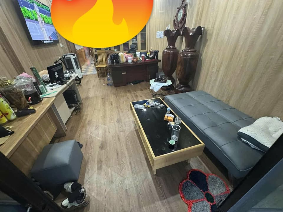 Nhà cho thuê mặt tiền Núi Thành Đà Nẵng 60m² giá 13 triệu - Phù hợp làm văn phòng và kinh doanh!