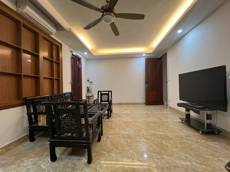 Nhà nhỏ cho thuê tại Ngõ 267 Hoàng Hoa Thám, Ba Đình 50m² - Nội thất đầy đủ, giá thỏa thuận!