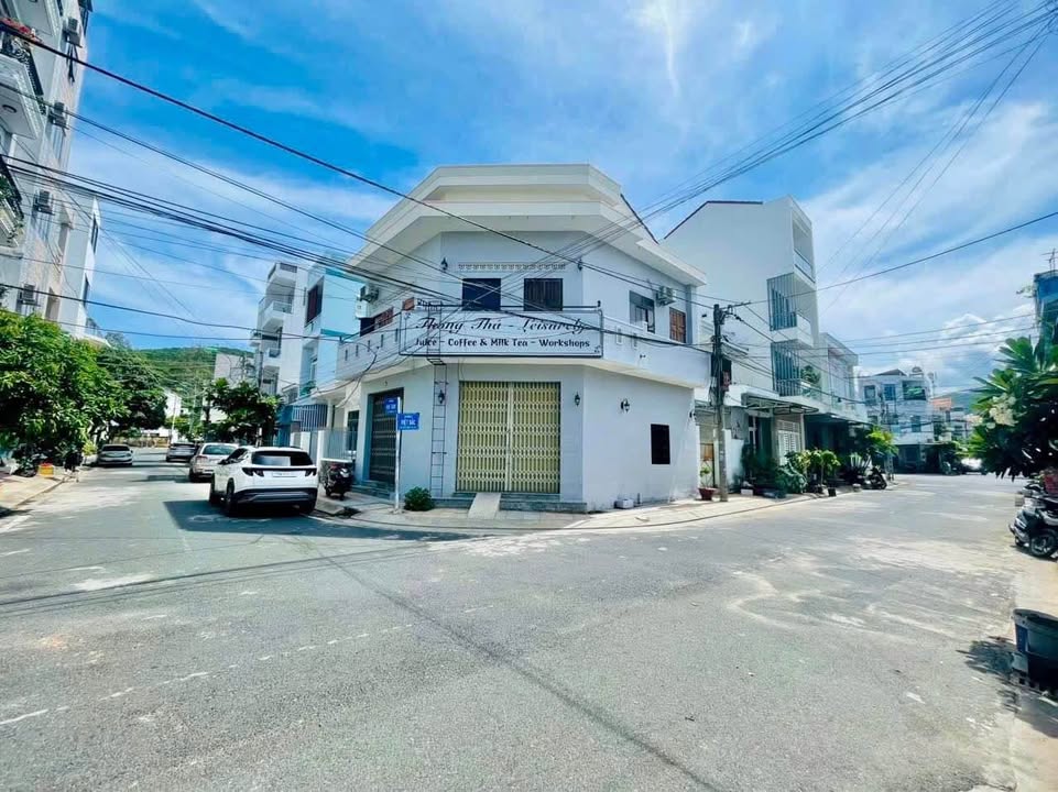 Nhà góc 2 mặt tiền đường Khe Sanh, Nha Trang 68m² giá 6.5 tỷ - Cơ hội đầu tư sinh lời!