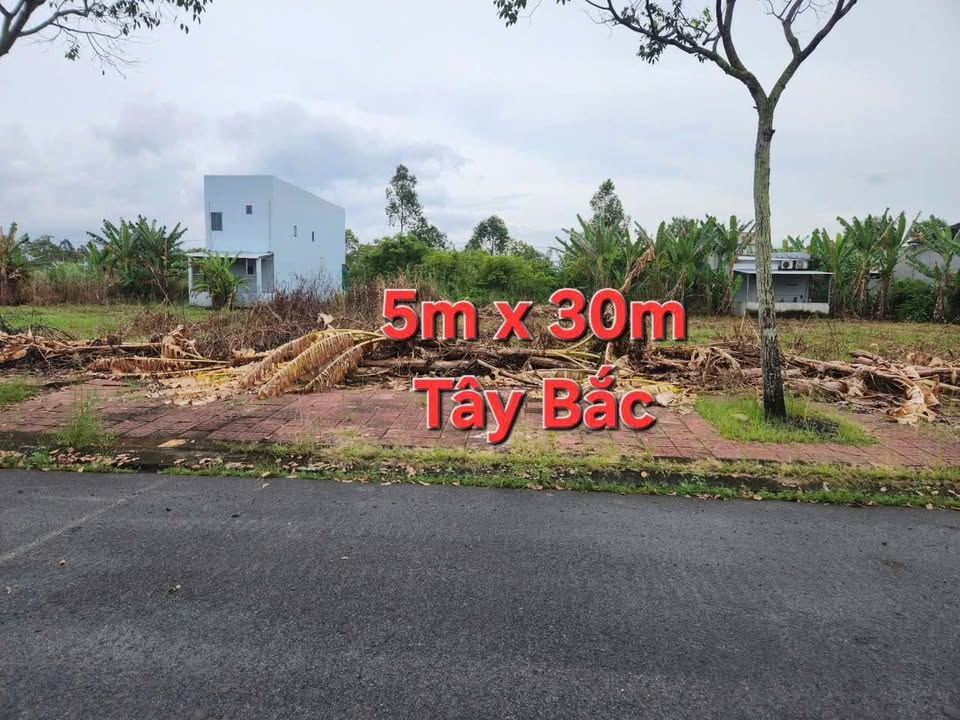 Đất nền đường Lạc Long Quân, phường Vị Tân 150m² giá 860 triệu - Cơ hội đầu tư tuyệt vời!