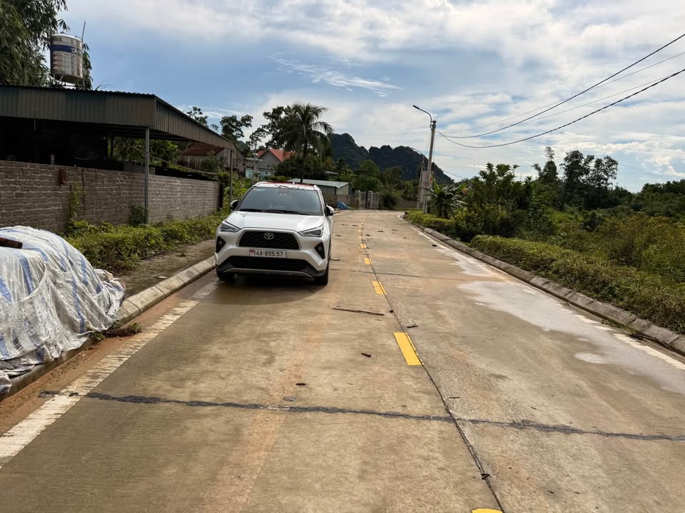 Đất nền thổ cư Hoành Bồ 1370m² giá chỉ 2.74 tỷ - Mặt đường ngõ ô tô tránh nhau!