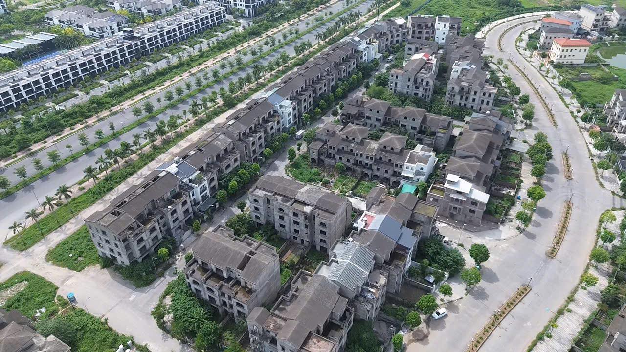 Nhà vườn 4 tầng KĐT Nam An Khánh 275m² giá chỉ 3.3 tỷ - Tiềm năng tăng giá cao!