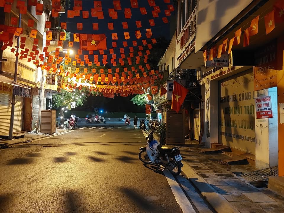 Nhà nhỏ cho thuê tại 46 Hàng Cháo, Ba Đình - Giá 3.5 triệu/tháng