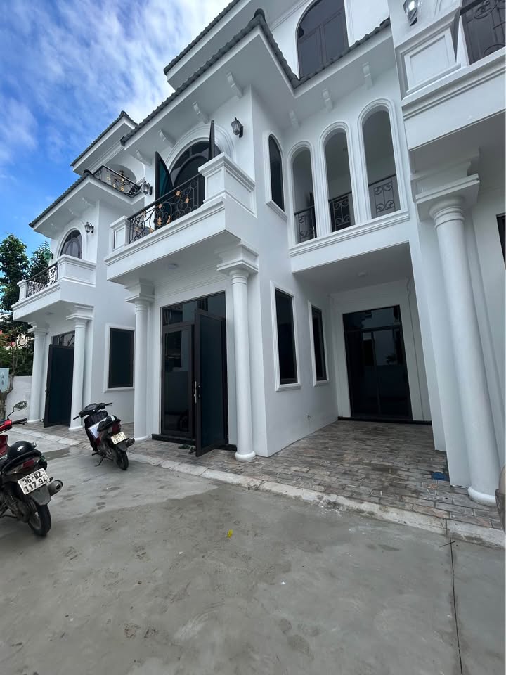 Nhà phố Hạc Thành 60m² giá 3 tỷ - Thiết kế tân cổ điển sang trọng