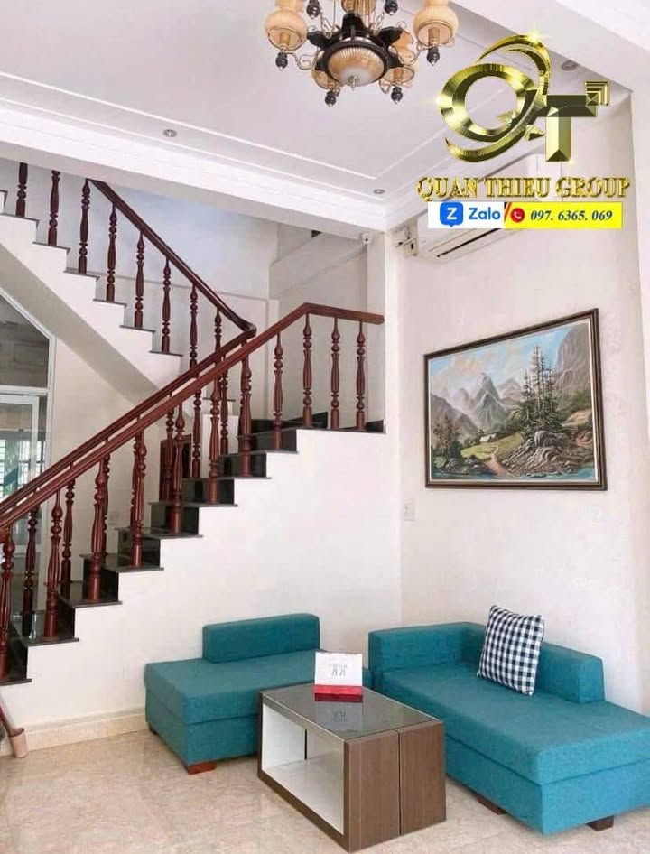 Nhà 2 tầng mặt tiền Nguyễn Sinh Cung, Huế 70m² giá 8 triệu - Đầu tư sinh lời!