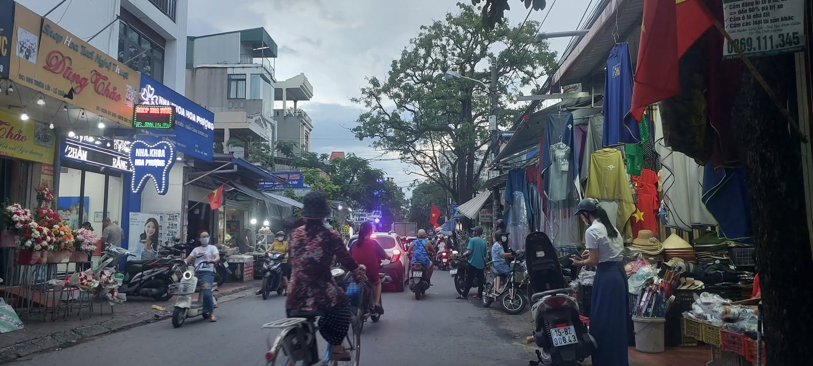 Nhà mặt đường Thiên Lôi, Lê Chân, Hải Phòng 100m² giá 9.999 tỷ - Kinh doanh sầm uất!