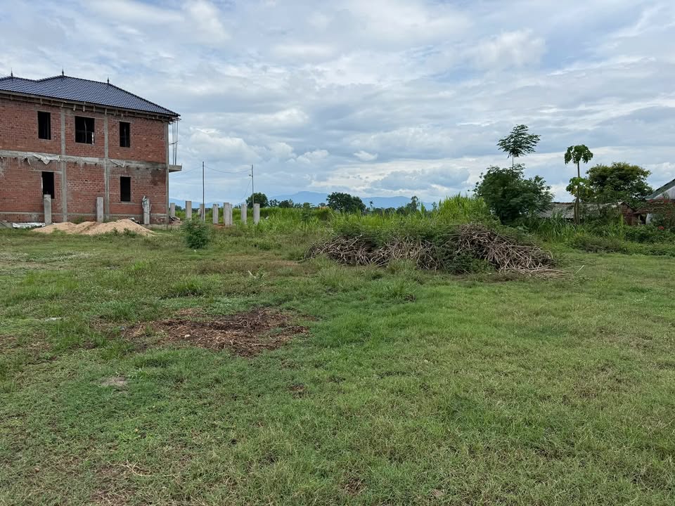 Đất thổ cư 350m² tại thôn Phú Hưng, xã Bình Hiệp, giá chỉ 300 triệu - Cơ hội đầu tư tuyệt vời!