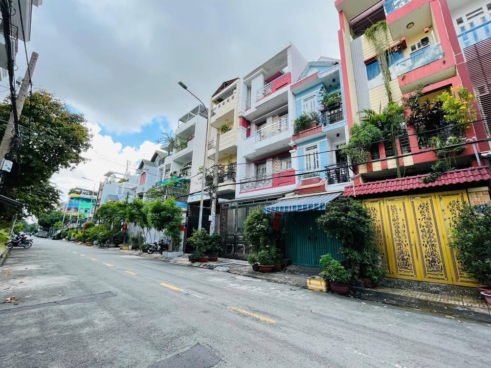 Nhà mặt tiền Lê Lâm, Bình Tân 80m² giá 12 tỷ - Chính chủ bán gấp!