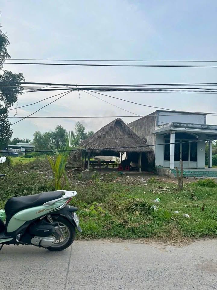 Đất thổ cư 400m² xã Mỹ Hạnh Nam, Đức Hòa giá 2.5 tỷ - Sổ hồng chính chủ!