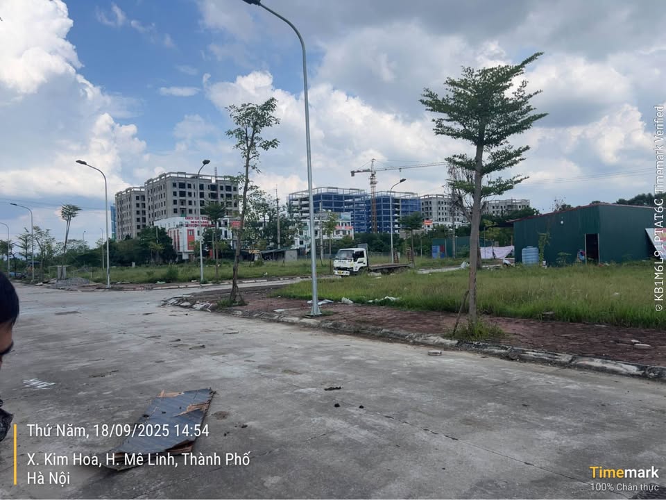 Nhà 3 tầng lô góc Kim Hoa, Mê Linh 113m² - Sổ đỏ chính chủ, đầu tư sinh lời!