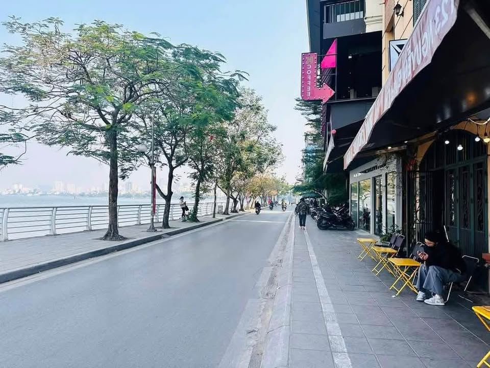 Nhà Thụy Khuê, Tây Hồ 68m² giá 18.8 tỷ - Vị trí đắc địa gần Hồ Tây