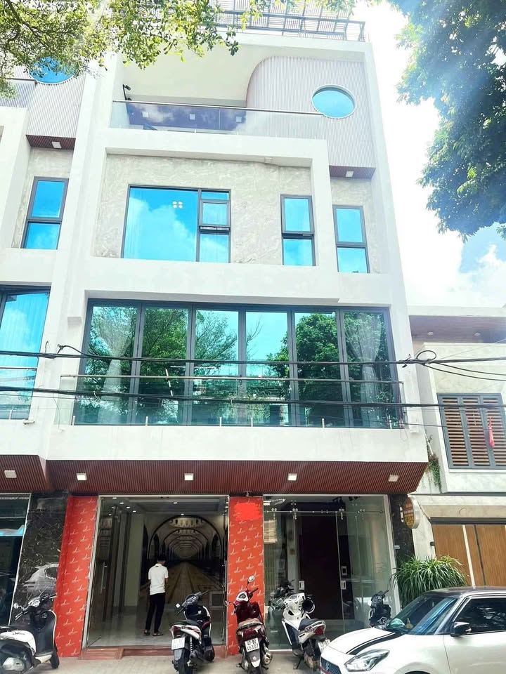 Bán nhà FrontHouse 694m² giá 7.5 tỷ - Mặt tiền kinh doanh Tô Hiệu, Buôn Ma Thuột!