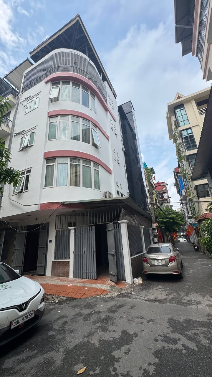Nhà liền kề cho thuê tại Ngõ 107 Trần Duy Hưng, 80m² - Phù hợp làm văn phòng và hộ gia đình