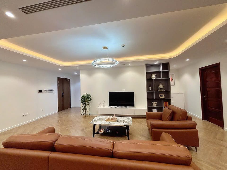 Căn hộ Time Tower Đống Đa 128.1m² giá 10 tỷ - View Hồ tuyệt đẹp!