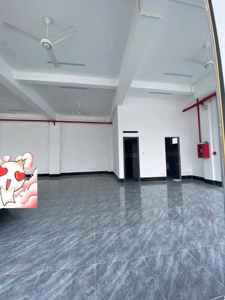 Kho cho thuê tại Xuân Thới Thượng, Hóc Môn 1300m² - Sạch đẹp, kiên cố!