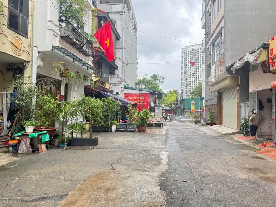 Bán đất tặng nhà 54m² 3 tầng tại Phú Thượng Tây Hồ - Sổ đỏ chính chủ!