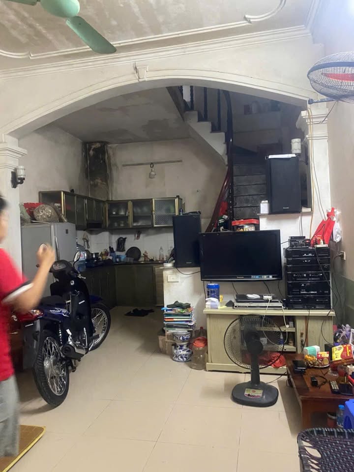 Nhà riêng Tả Thanh Oai 36m² giá 5 tỷ - Đầu tư sinh lời hiệu quả!