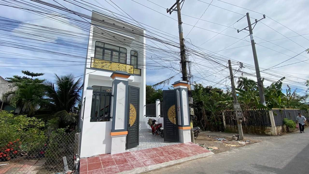 Nhà mặt tiền đường nhựa tại xã Mỹ Lộc, Cần Giuộc - Diện tích 90m² chỉ 2.85 tỷ!