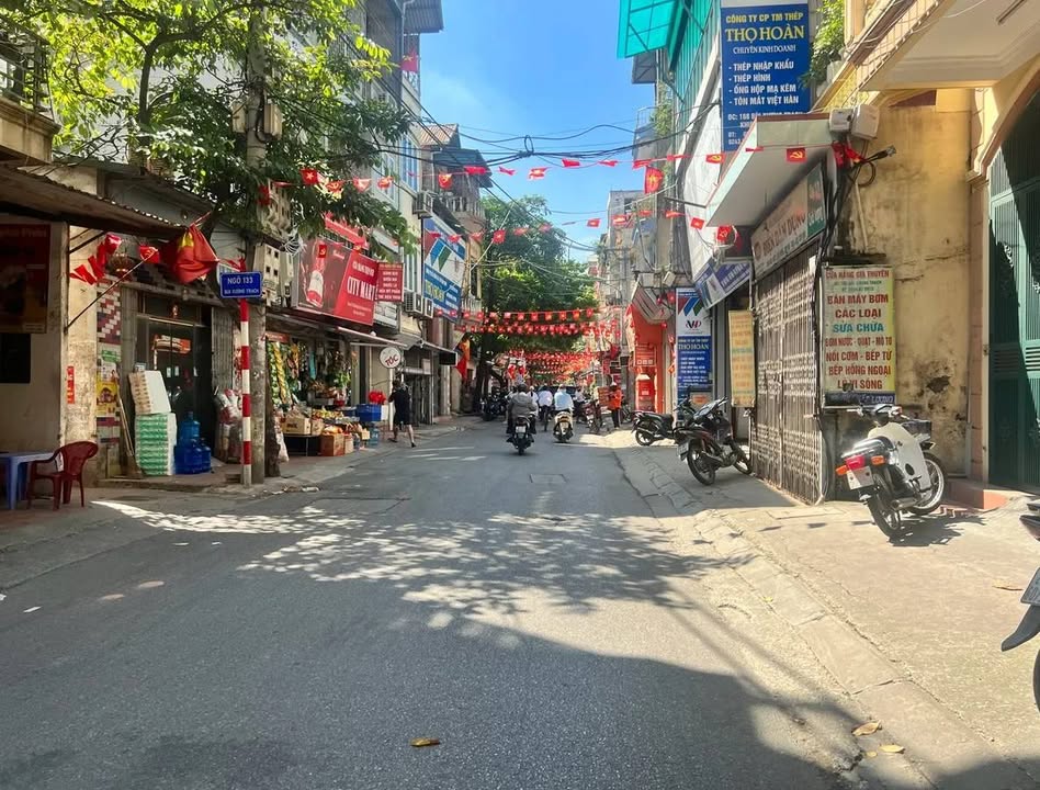 Đất kinh doanh mặt tiền 42m tại Bùi Xương Trạch, Thanh Xuân - Giá 47 tỷ
