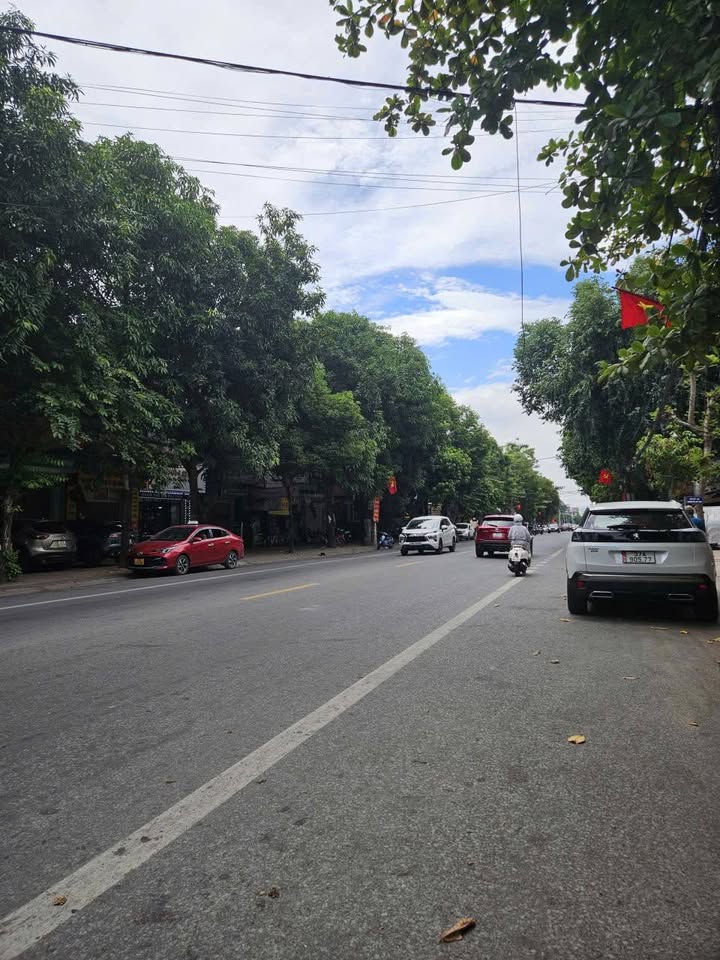 Bán lô đất mặt đường Hà Huy Tập, phường Vinh Phú, 265m² - Tiềm năng kinh doanh vượt trội!