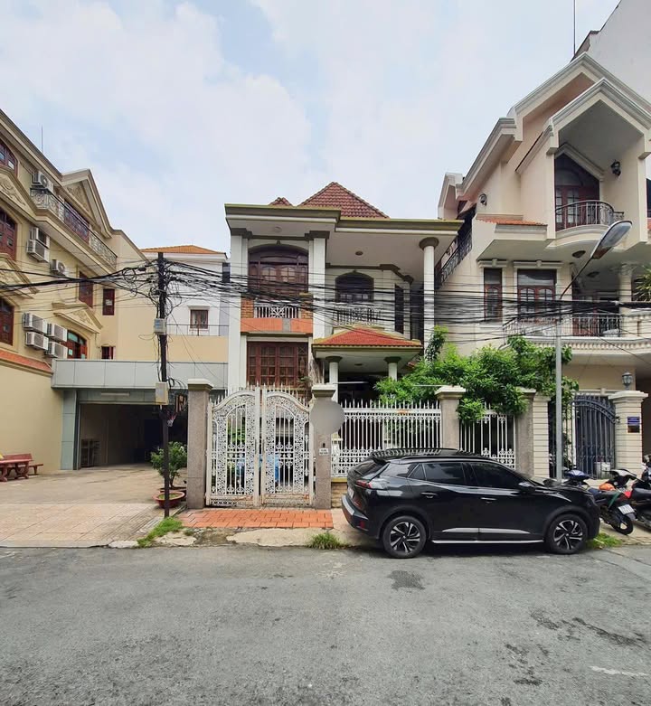 Nhà phố cho thuê tại Phổ Quang, Tân Bình, 128m² - Kinh doanh ngay!