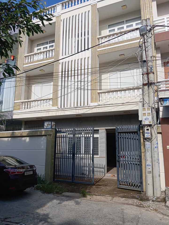 Cho thuê nhà nguyên căn phường 7, Tuy Hòa 200m² - Kinh doanh mọi lĩnh vực!