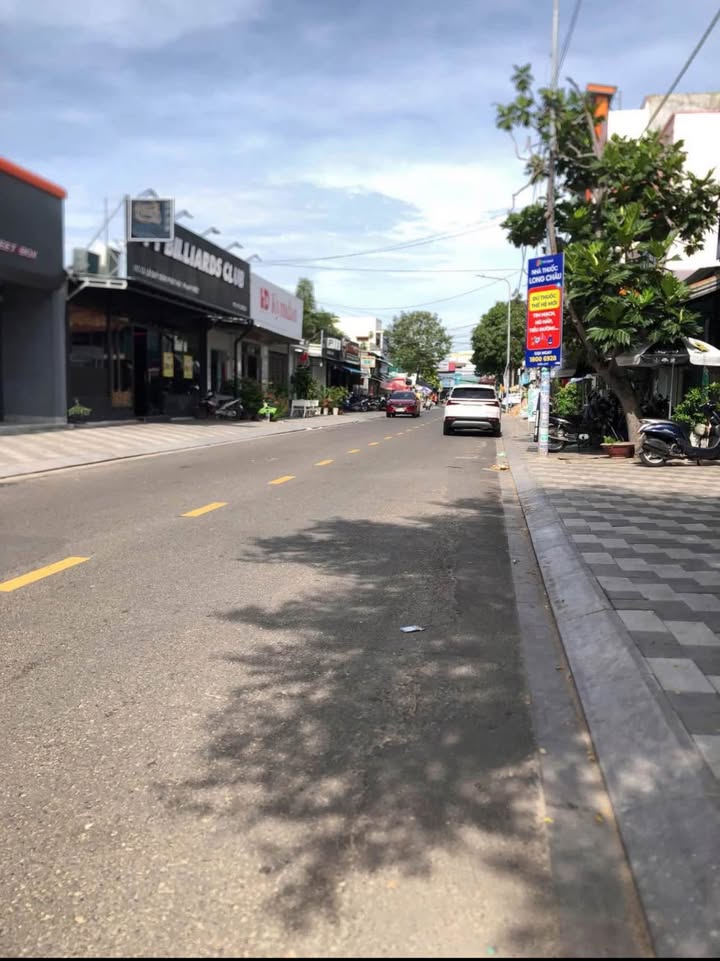 Đất nền kinh doanh đường Lê Quý Đôn 100m² giá 4.5 tỷ - Vị trí đắc địa cho mọi ngành nghề!