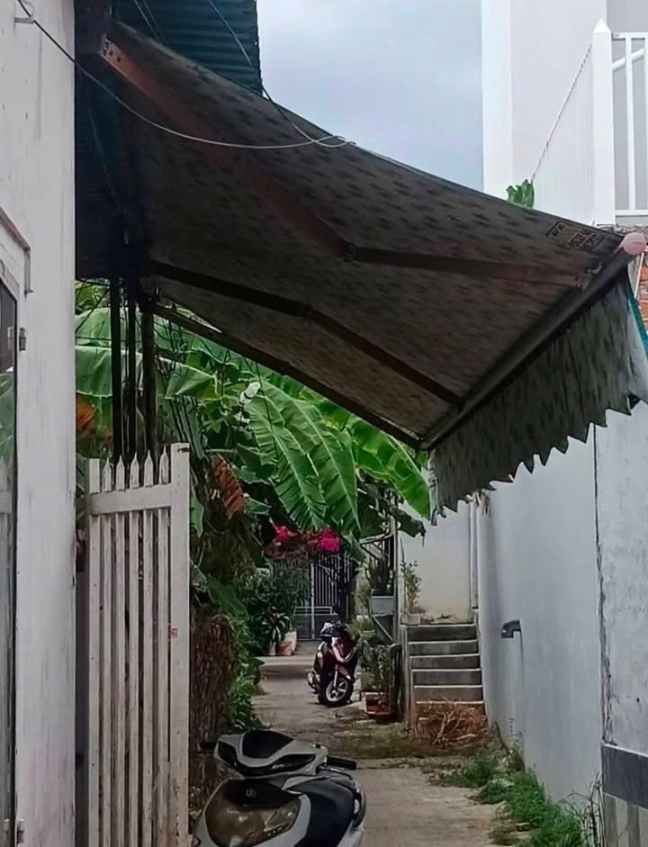 Nhà cho thuê hẻm 404 Lê Hồng Phong, Nha Trang - Giá 4.5 triệu/tháng, tiện ích đầy đủ!