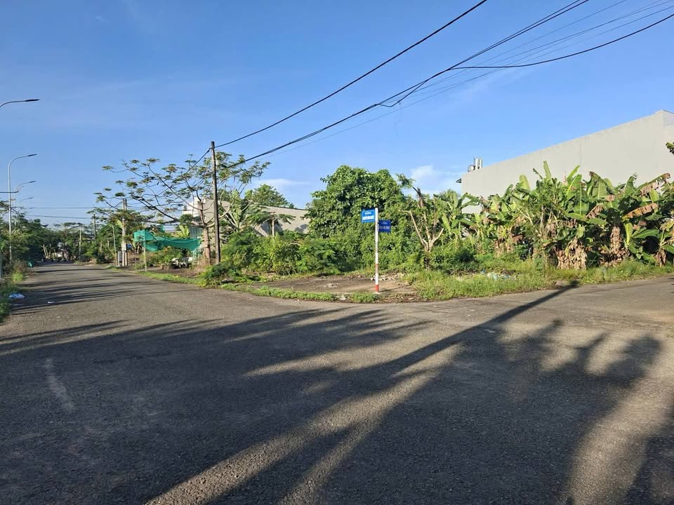 Đất nền góc Nguyễn Đình Chiểu, Vị Thủy, 75m² - Giá chỉ 900 triệu!