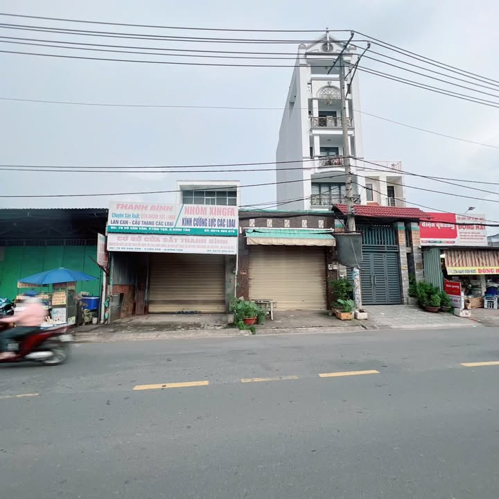 Nhà mặt tiền Võ Văn Vân, P. Tân Tạo, Q. Bình Tân, 135m² - Đầu tư sinh lời ngay!