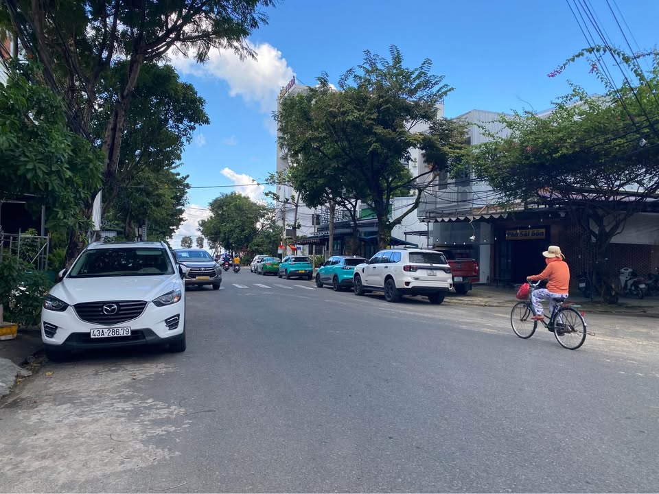 Đất nền đường Hồ Tùng Mậu, Liên Chiểu, Đà Nẵng 81m² giá 8.7 tỷ - Vị trí kinh doanh sầm uất gần biển!