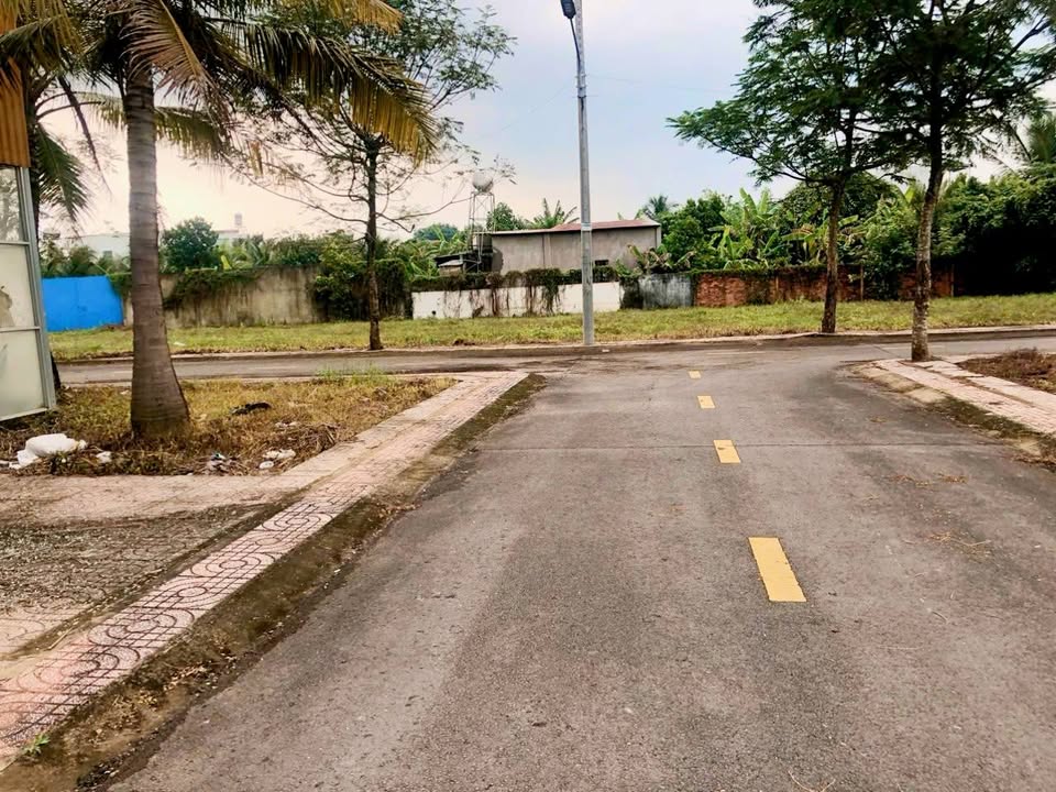 Đất nền Ấp 1 Sông Trầu 100m² giá 1.1 tỷ - Vị trí vàng tiềm năng cao!