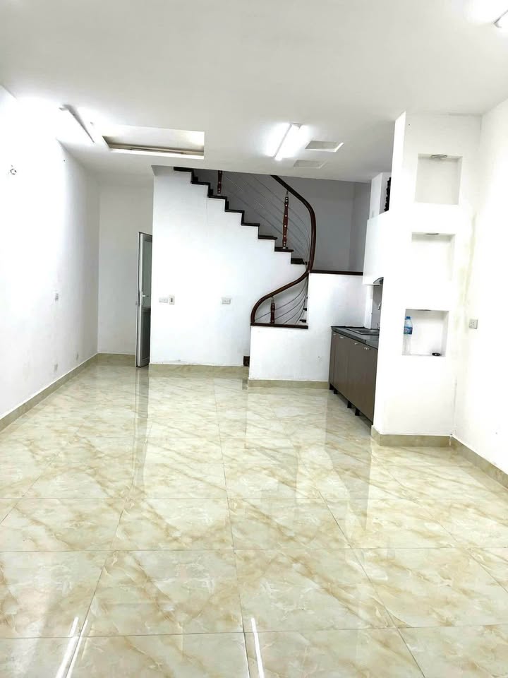 Nhà Phan Kế Bính, Ba Đình 40m² giá 11.5 tỷ - Đầu tư sinh lời ngay!