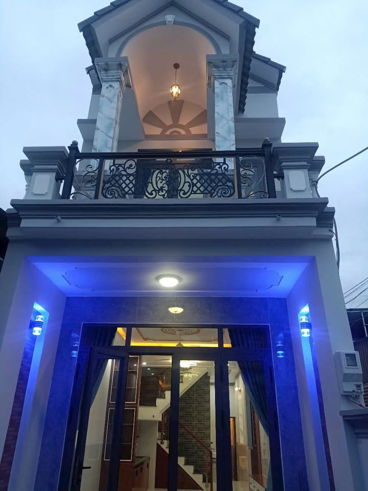 Nhà phố Long Bình, Biên Hòa 64m² giá 2 tỷ - Đường ô tô vào tận nhà!