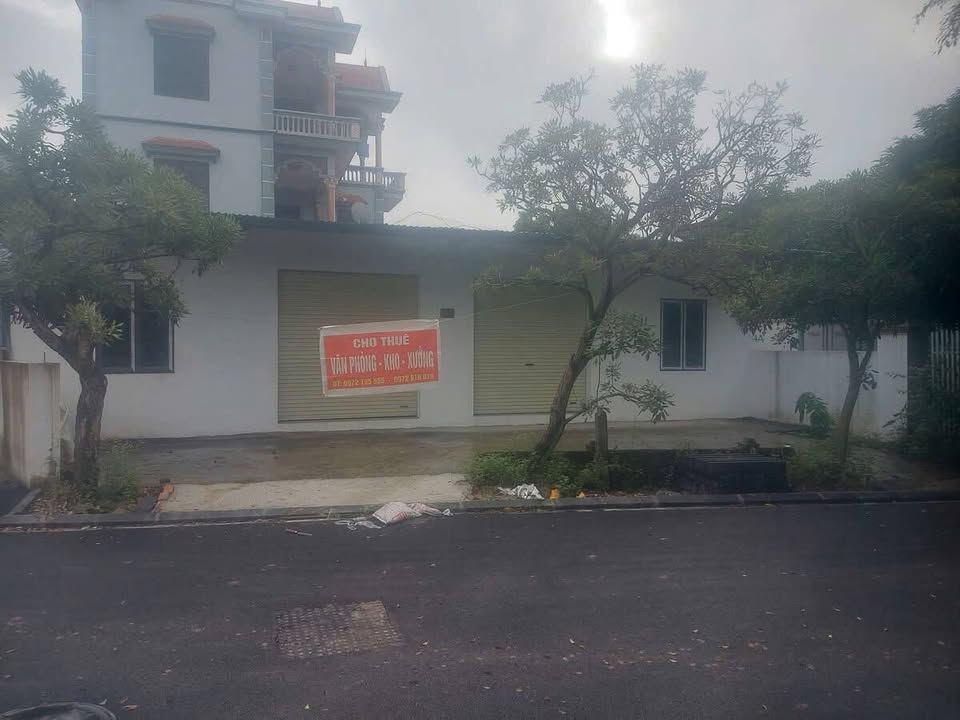 Warehouse Đông Anh 105m² - Vị trí đắc địa, thuận lợi kinh doanh!