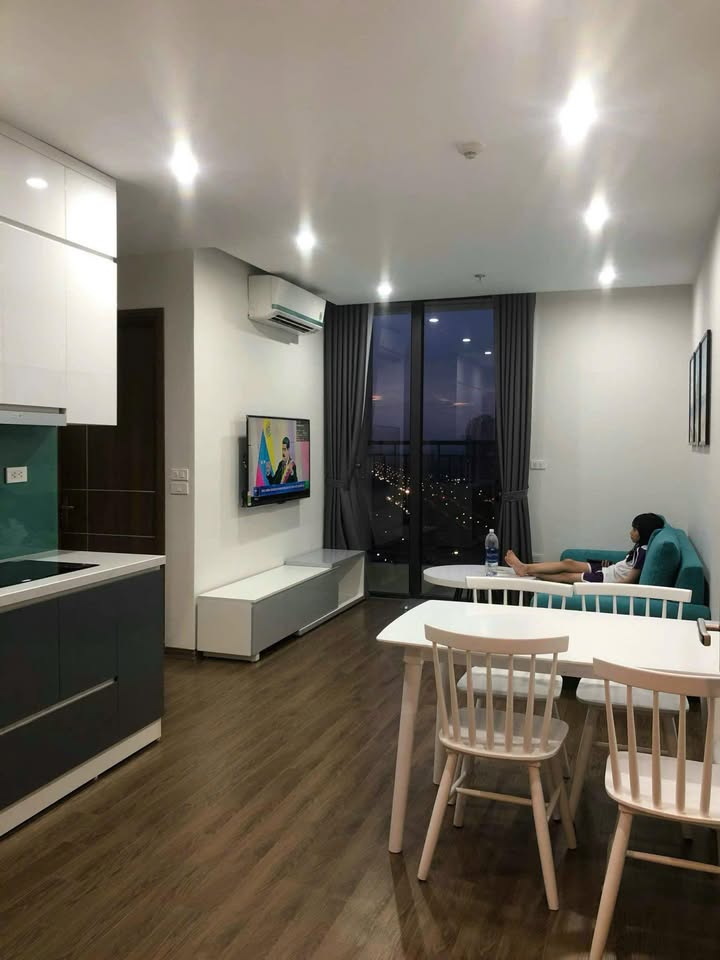 Căn hộ góc Tòa G3 Vinhomes Green Bay 58m² giá 5.15 tỷ - Full nội thất sang trọng!