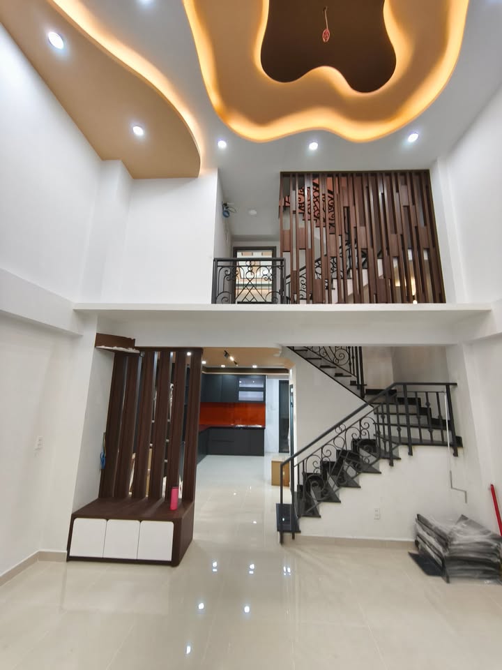 Nhà phố Lê Văn Sỹ, Quận 3, 55m² giá 8,6 tỷ - Nhà mới đẹp, vào ở ngay!