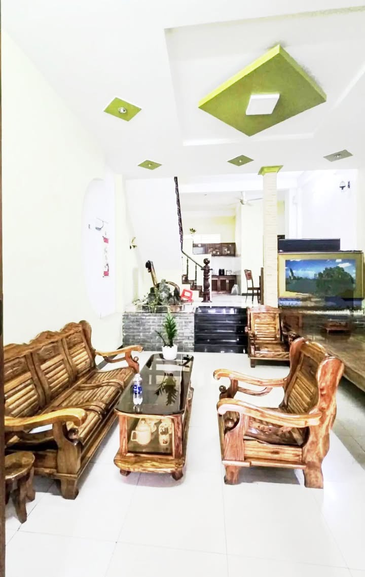 Nhà 3 tầng tại Hòa Cường, Hải Châu, Đà Nẵng 80m² giá 8 tỷ - Mặt tiền đường Ca Văn Thỉnh!