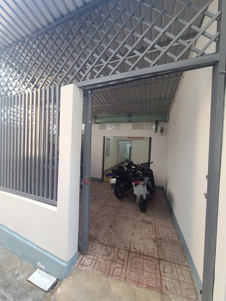 Nhà phố Hiệp Thành Thủ Dầu Một 73m² giá 1.85 tỷ - Sẵn sàng vào ở!