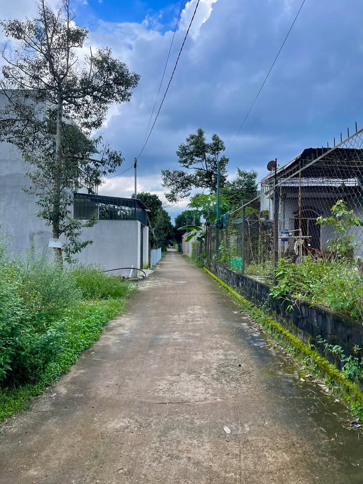 Đất nền 105m² tại khu phố Nông Doanh, Hàng Gòn, giá thỏa thuận - Sổ đỏ chính chủ!