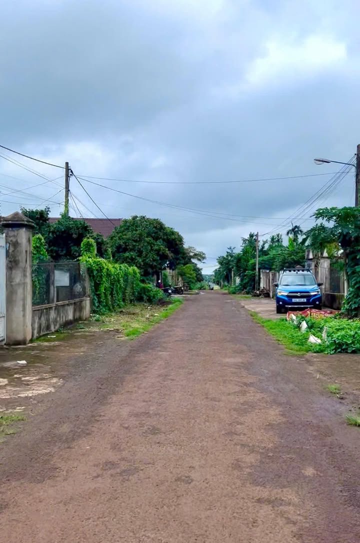 Đất thổ cư tại thôn 5, đường Hồ Tùng Mậu, Đak Đoa 200m² giá 2 tỷ - Đầu tư sinh lời ngay!